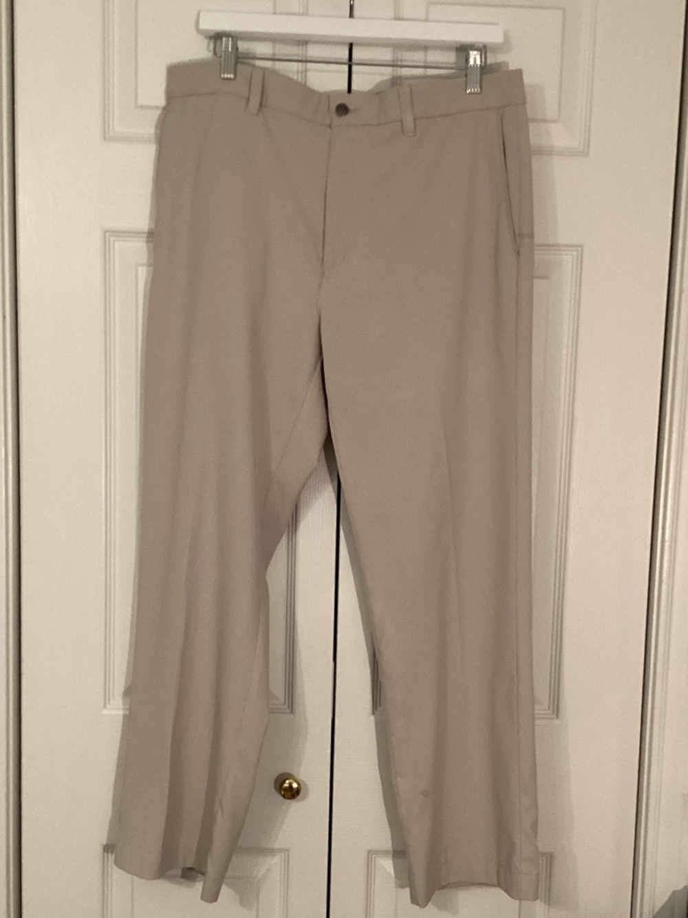 Callaway Men's Beige Straight-Leg Chinos Golf Pants Size 36